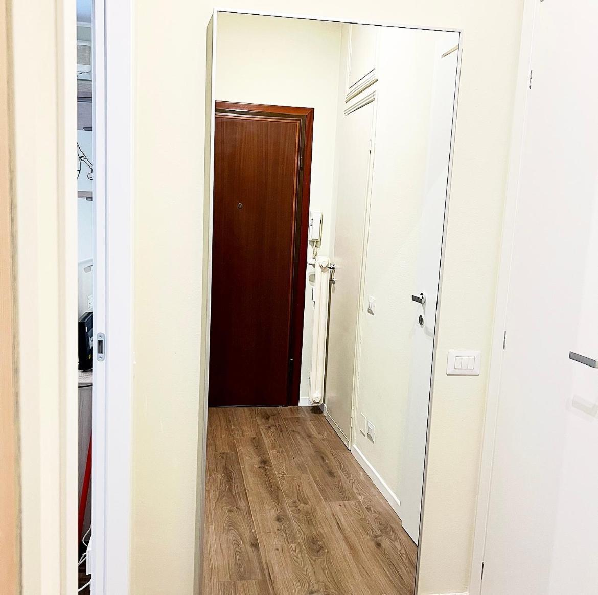 Lawyer House Milan Apartment Luaran gambar