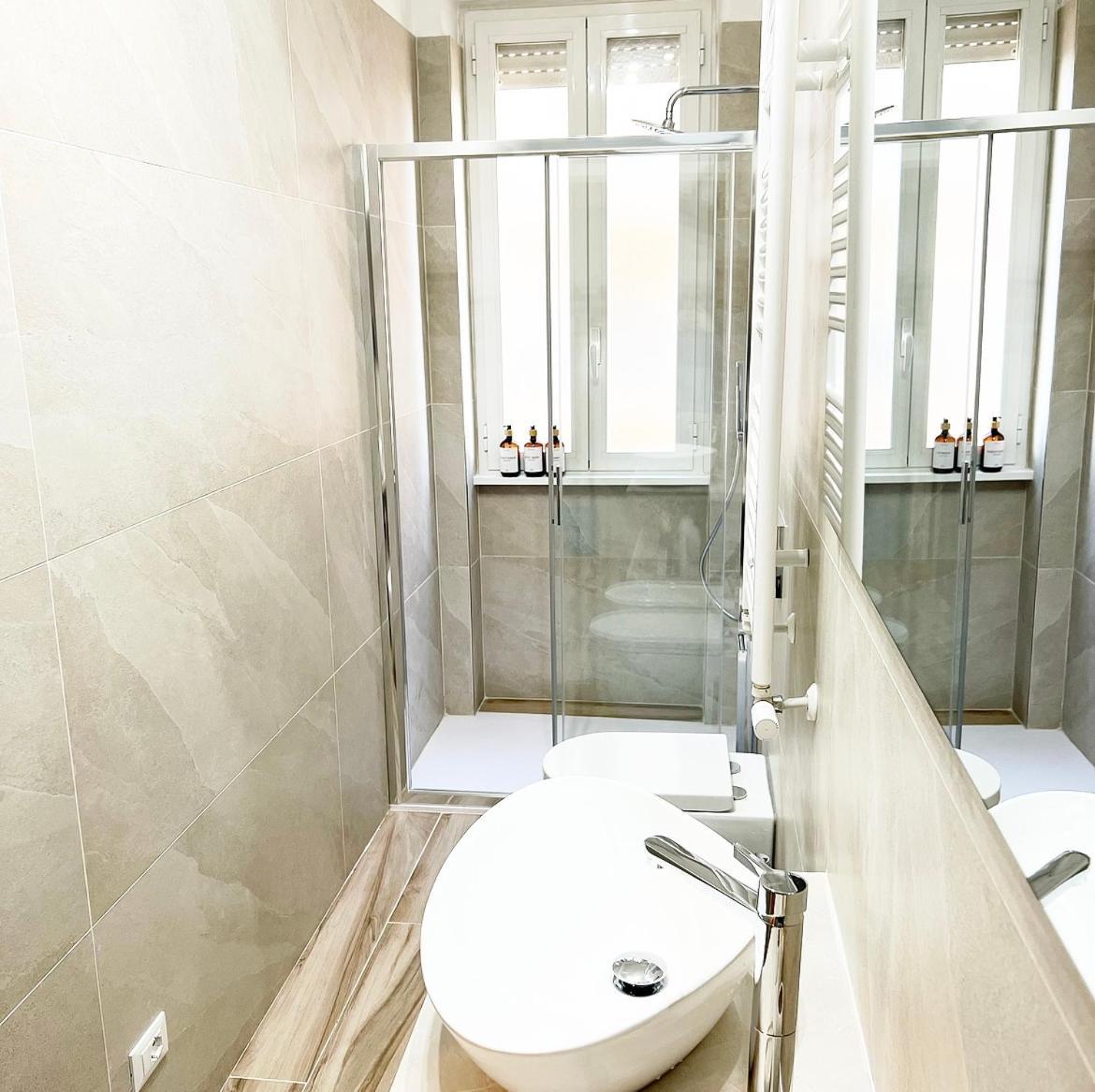 Lawyer House Milan Apartment Luaran gambar